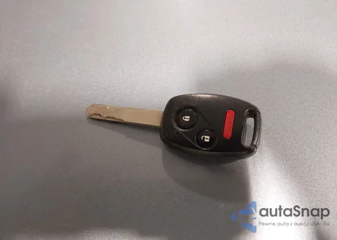 2011 Honda Fit z USA, uszkodzony, nr VIN JHMGE8H38BC005699